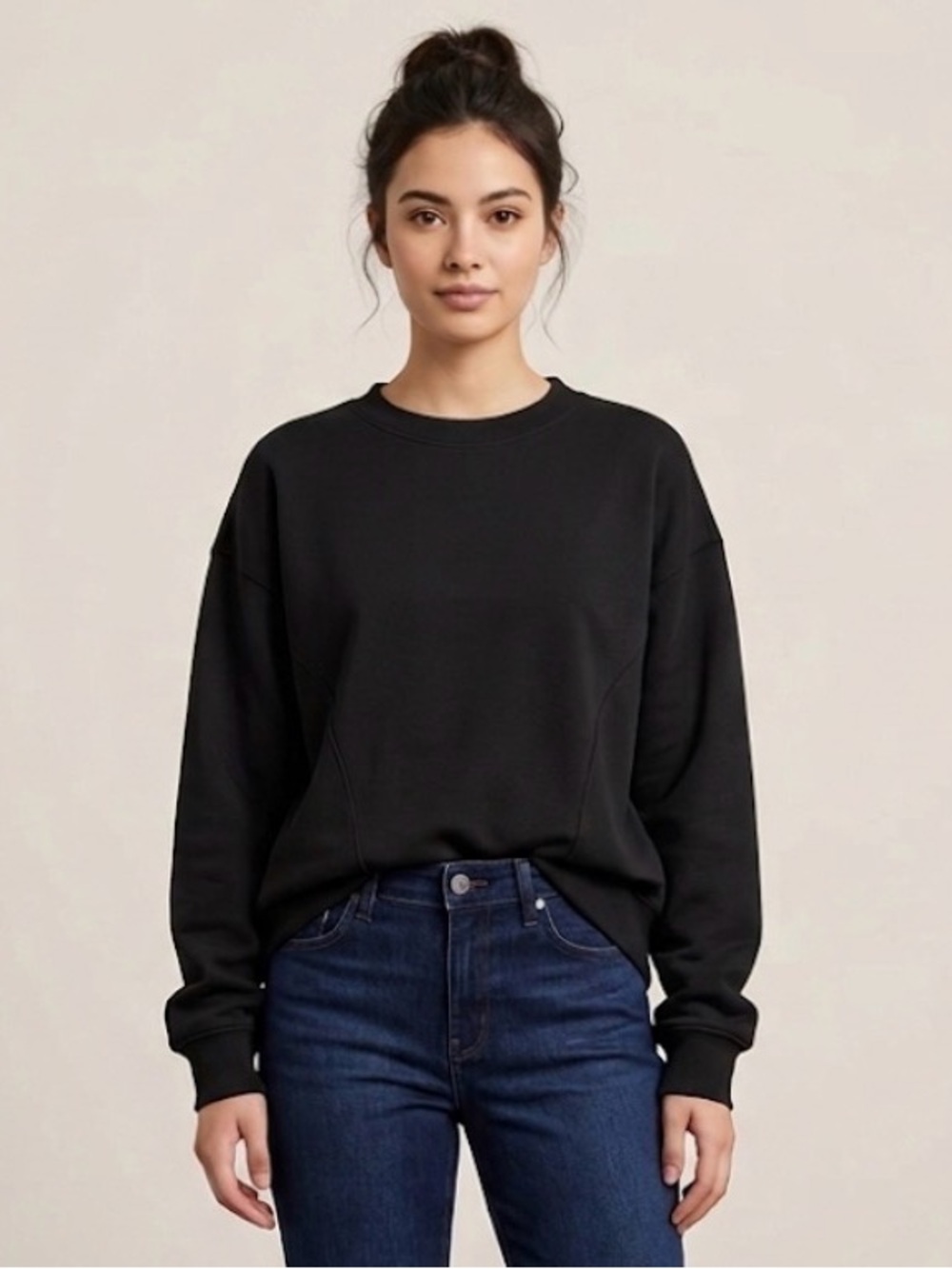 DKNY women’s Classic Black Crewneck Sweatshirt size small